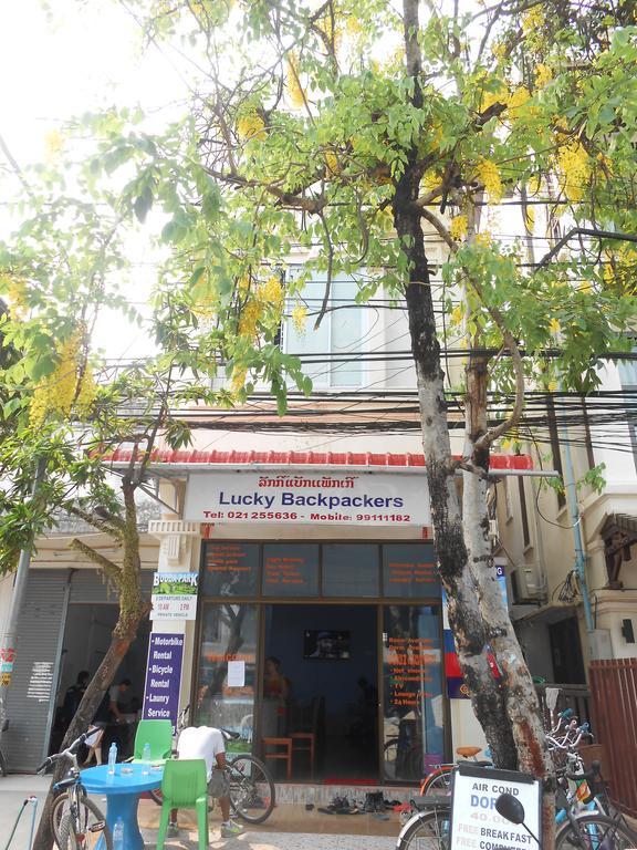 Lucky Backpacker Hostel Vientiane Eksteriør billede